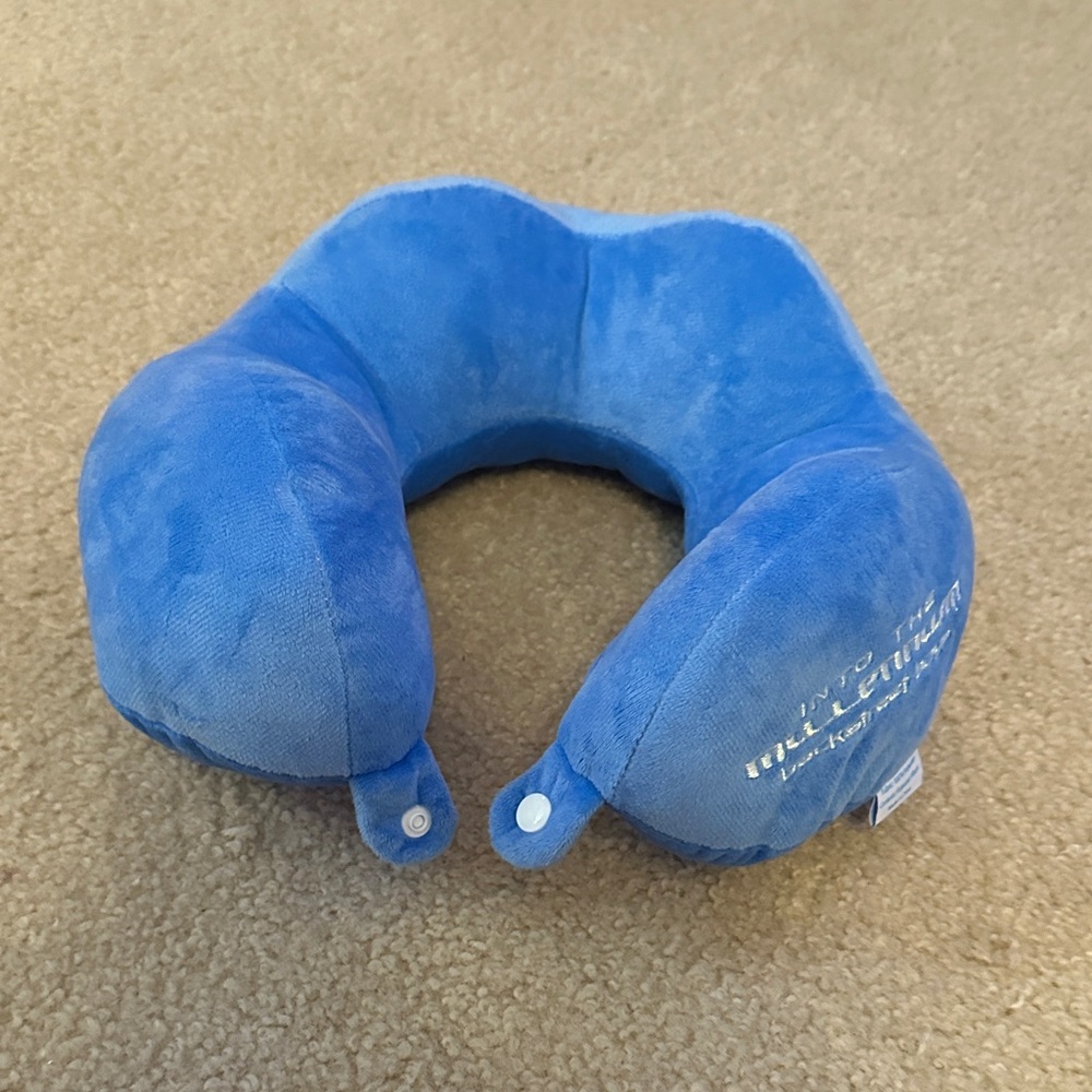 Backstreet Boys Neck Pillow Into the Millennium Sphere Las Vegas 2025-2026 - Picture 10 of 11